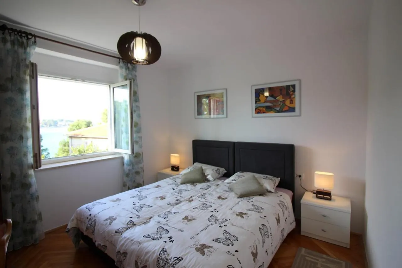 Apartment In Porec/Istrien 38642